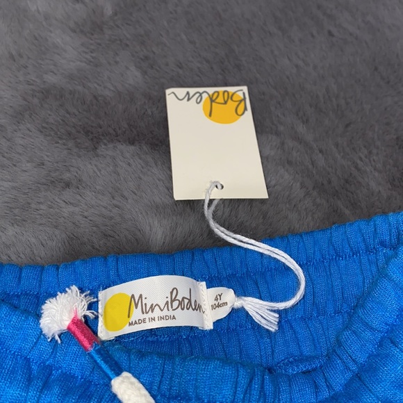NWT Mini Boden appliqué Moroccan Fish terry cloth shorts - Picture 5 of 7